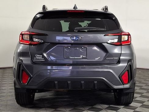 Used 2024 Subaru Crosstrek 2.0i Premium AWD/4WD image 8