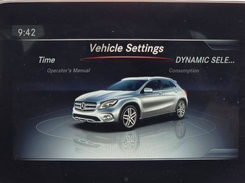 Used 2019 Mercedes-Benz GLA 250 4MATIC image 24