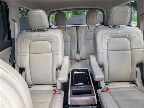 Used 2023 Lincoln Aviator Reserve w/ Equipment Group 201A AWD/4WD image 23