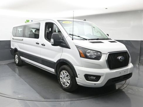 Used 2024 Ford Transit 350 XLT RWD image 2