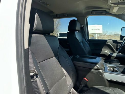 Used 2019 Chevrolet Silverado 2500 LTZ w/ Duramax Plus Package image 19