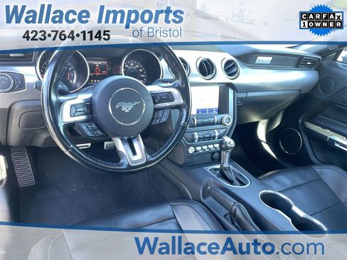 Used 2023 Ford Mustang Premium image 8