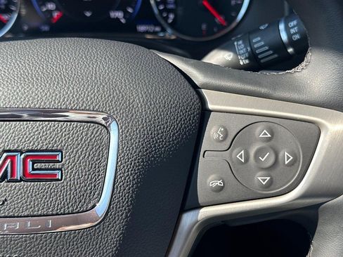 Used 2023 GMC Acadia Denali w/ Denali Ultimate Package image 28