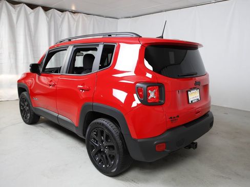 Used 2022 Jeep Renegade Altitude w/ Convenience Group AWD/4WD image 20