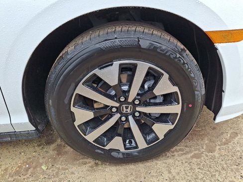 New 2026 Honda Odyssey EX-L image 3