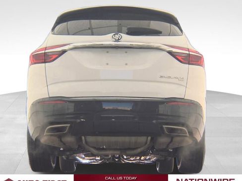 Used 2019 Buick Enclave Essence image 7