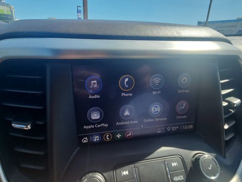 Used 2022 GMC Acadia SLE FWD image 17