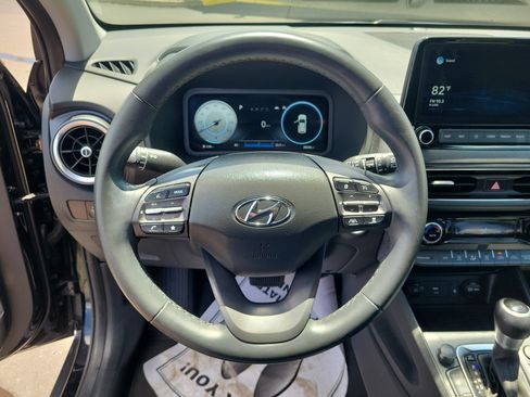 Used 2022 Hyundai Kona Limited AWD/4WD image 21