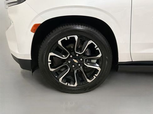 Used 2023 Chevrolet Suburban High Country AWD/4WD image 37