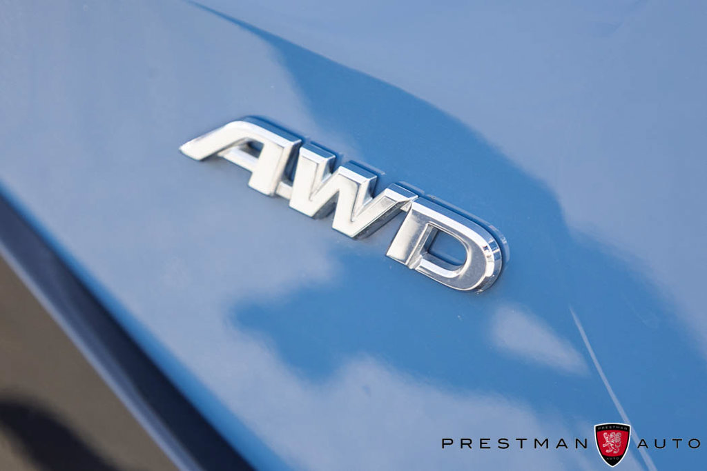 Used 2024 Toyota RAV4 SE w/ Convenience Package AWD/4WD image 40
