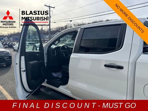 Used 2022 Chevrolet Silverado 1500 LT Trail Boss w/ Bed Protection Package image 8