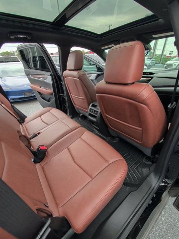 Used 2025 Cadillac XT5 Sportv w/ Technology Package AWD/4WD image 22