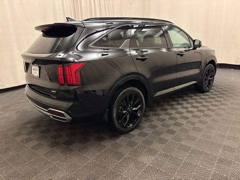 Certified 2023 Kia Sorento SX AWD/4WD image 5