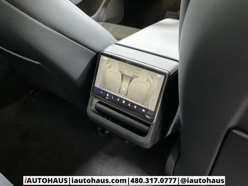 Used 2025 Tesla Model 3 Long Range image 19