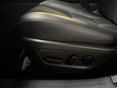 Used 2023 MAZDA CX-50 2.5 S w/ Preferred Plus Pkg image 13