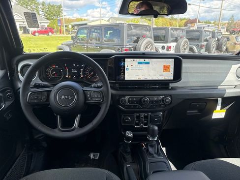New 2026 Jeep Wrangler Unlimited Sport AWD/4WD image 19
