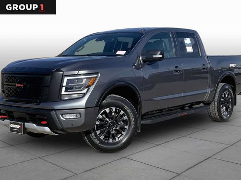 Used 2021 Nissan Titan PRO-4X w/ Pro-4x Convenience Package AWD/4WD image 1