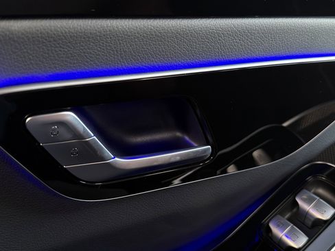 Used 2022 Mercedes-Benz S 500 4MATIC w/ AMG Line Package image 64