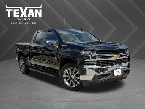 Used 2022 Chevrolet Silverado 1500 LT AWD/4WD image 1