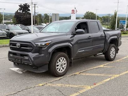 Used 2025 Toyota Tacoma SR5