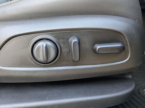 Used 2019 GMC Acadia Denali w/ Technology Package image 34