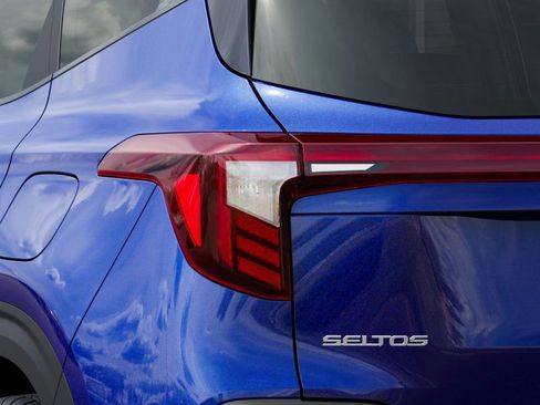 New 2026 Kia Seltos S AWD/4WD image 11
