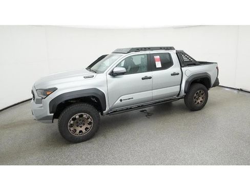 New 2025 Toyota Tacoma Trailhunter image 2