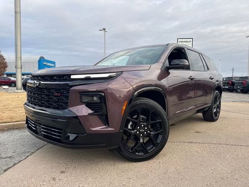 New 2026 Chevrolet Traverse RS w/ LPO, Floor Liner Package image 1
