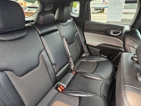 Used 2024 Jeep Compass Latitude AWD/4WD image 20