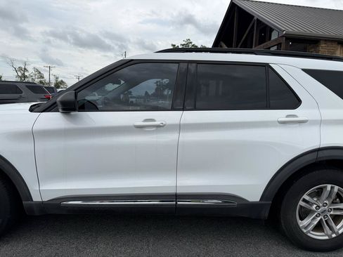 Used 2020 Ford Explorer XLT RWD image 37