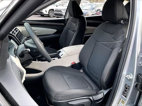 Used 2024 Hyundai Tucson SE image 7