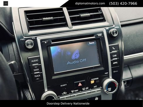 Used 2013 Toyota Camry SE FWD image 34