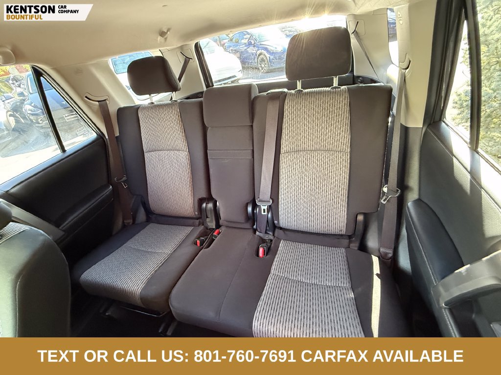 Used 2024 Toyota 4Runner SR5 AWD/4WD image 32
