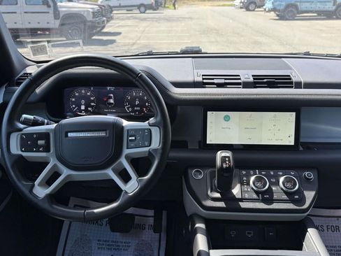 Used 2020 Land Rover Defender 110 SE AWD/4WD image 9