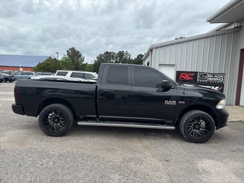 Used 2016 RAM 1500 Express w/ Popular Equipment Group RWD image 2