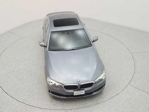 Used 2019 BMW 530e w/ Convenience Package RWD image 23