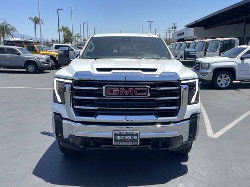 New 2026 GMC Sierra 2500 SLT w/ SLT Premium Package AWD/4WD image 2