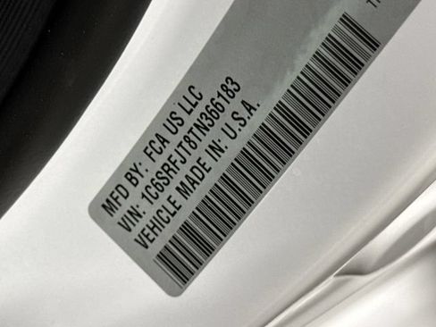 New 2026 RAM 1500 Laramie AWD/4WD image 29