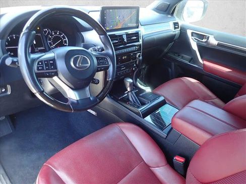 Used 2023 Lexus GX 460 Luxury w/ Sport Design Package AWD/4WD image 11