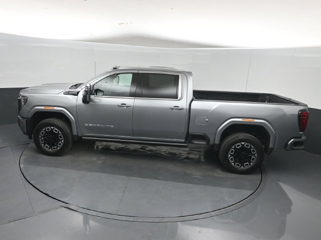 Used 2025 GMC Sierra 3500 Denali Ultimate AWD/4WD image 48
