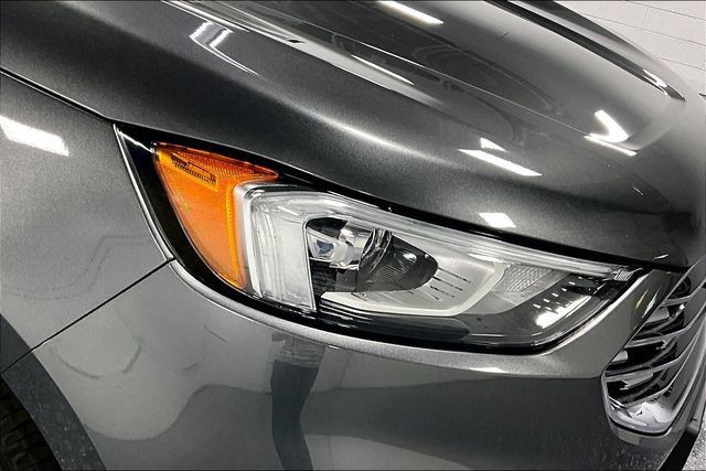Used 2020 Ford Edge SEL w/ Convenience Package FWD image 27