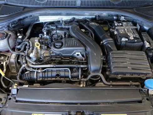 Used 2023 Volkswagen Jetta Sport image 44