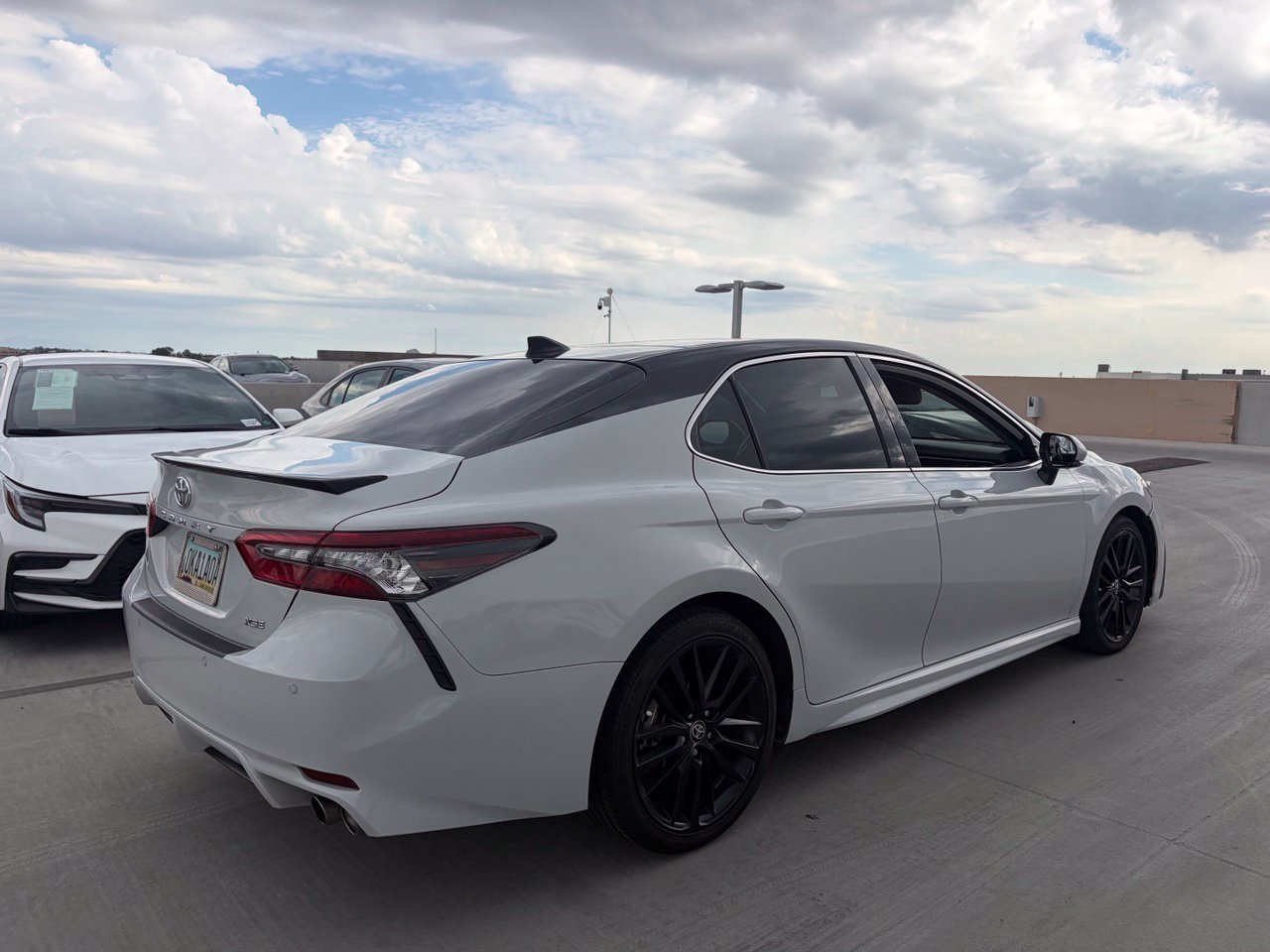 Used 2022 Toyota Camry XSE w/ Navigation Package FWD image 2