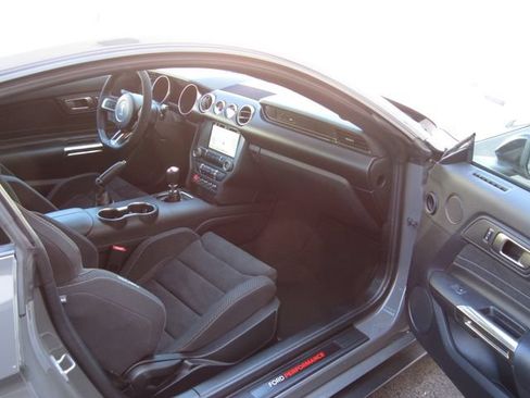 Used 2018 Ford Mustang Shelby GT350 w/ Electronics Package RWD image 14