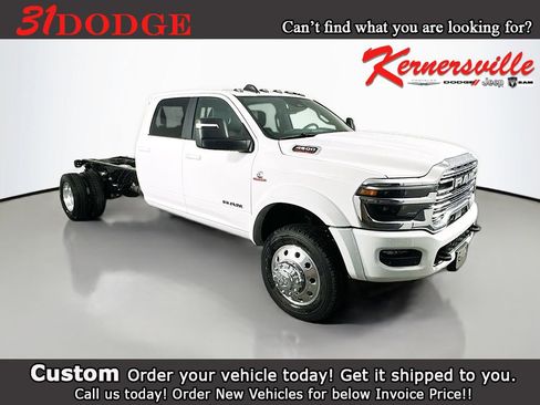 New 2026 RAM 4500 4x4 Crew Cab DRW w/ Laramie Trim Package image 1