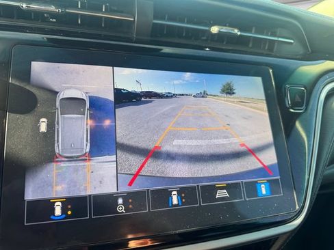 Certified 2022 Chevrolet Bolt LT w/ Infotainment Package FWD image 16
