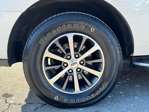 Used 2019 Ford Expedition XLT w/ Equipment Group 202A image 23