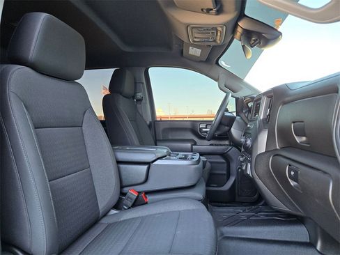 Used 2025 Chevrolet Silverado 2500 Custom w/ Custom Value Package image 25