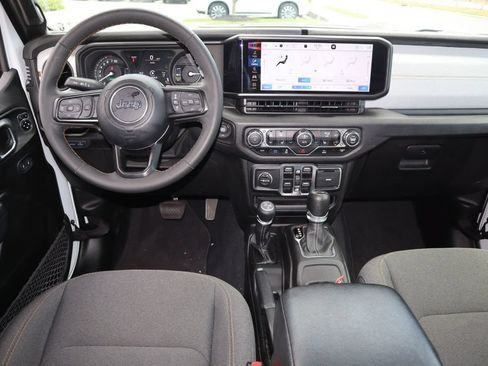 Used 2024 Jeep Wrangler Unlimited w/ Convenience Group AWD/4WD image 16