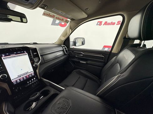 Used 2019 RAM 1500 Laramie AWD/4WD image 30